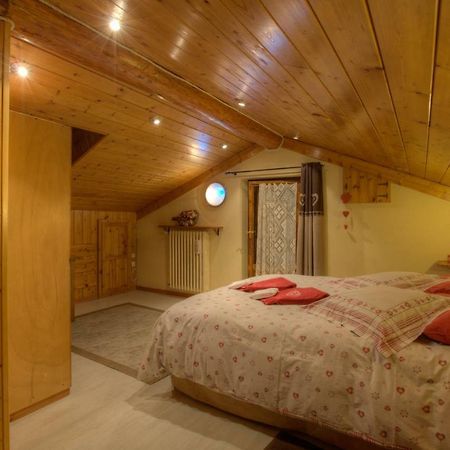 Appartamenti Lo Scoiattolo - Noce E Nocciola Pré-Saint-Didier Dış mekan fotoğraf